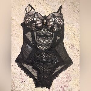Daisy Fuentes Black Lace Mesh Bodysuit
